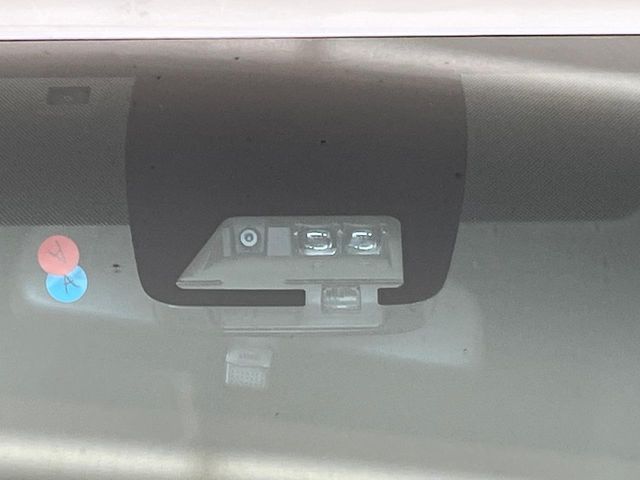 TOYOTA VOXY 2018 Image 31