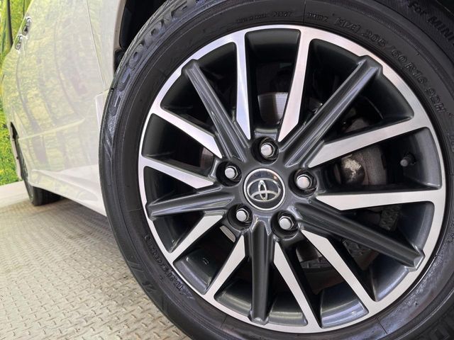 TOYOTA VOXY 2015 Image 31