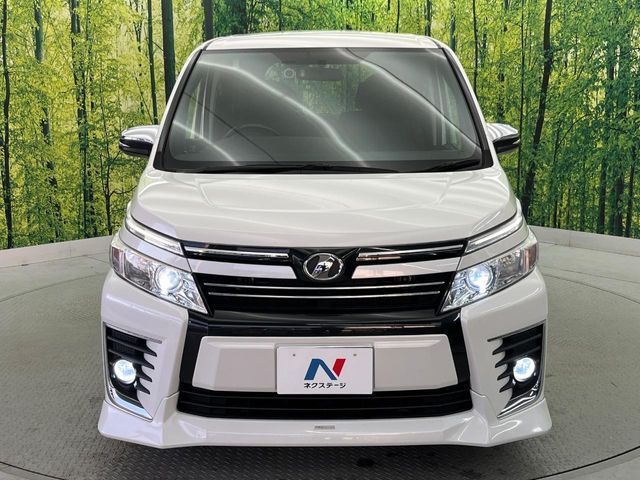TOYOTA VOXY 2015 Image 31