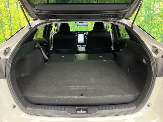TOYOTA PRIUS PHV 2017 Image 31