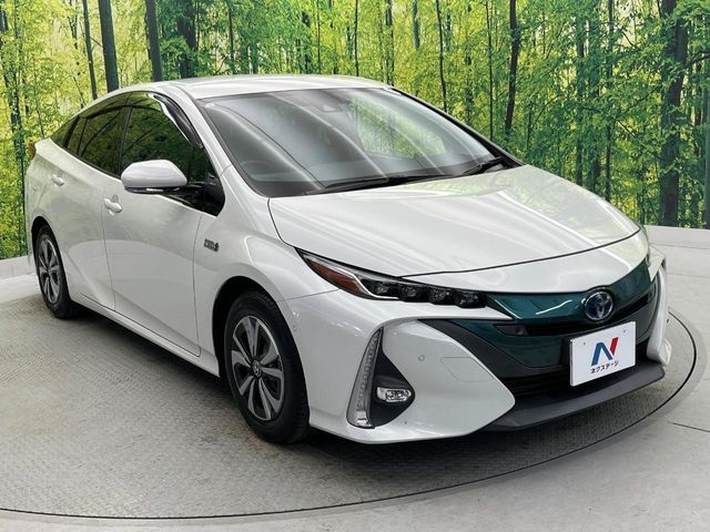 TOYOTA PRIUS PHV 2017 Image 31