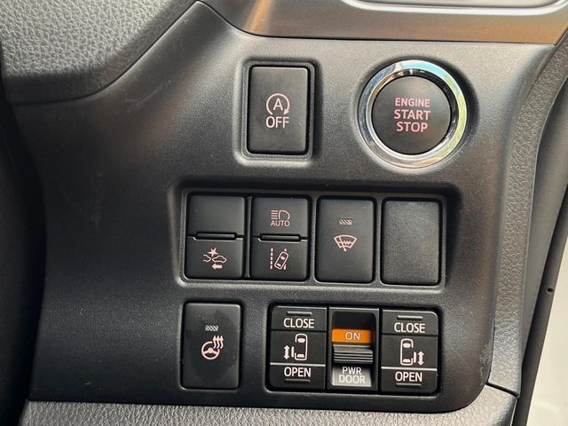 TOYOTA ESQUIRE 4WD 2021 Image 31