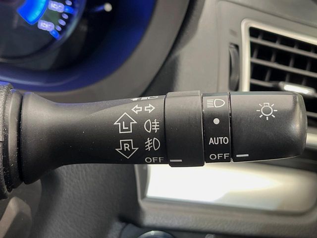 SUBARU XV HYBRID 2014 Image 31