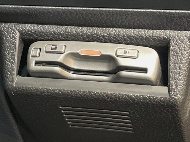 SUBARU XV HYBRID 2014 Image 31