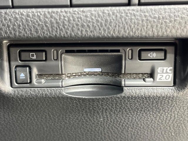 TOYOTA HARRIER 2WD 2023 Image 31