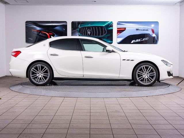 MASERATI GHIBLI SEDA 2018 Image 31