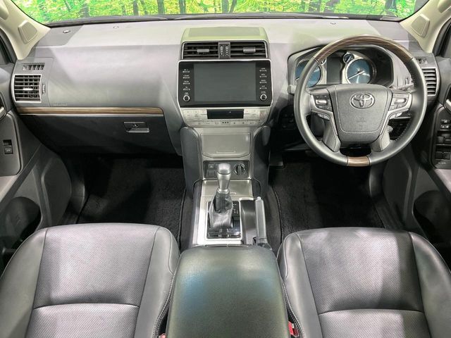 TOYOTA LANDCRUISER PRADO 2023 Image 31