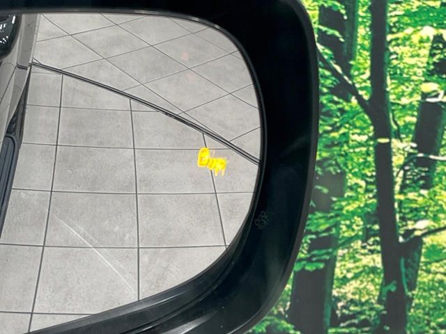 TOYOTA LANDCRUISER PRADO 2023 Image 31