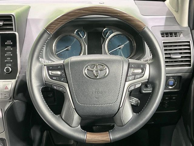 TOYOTA LANDCRUISER PRADO 2023 Image 31