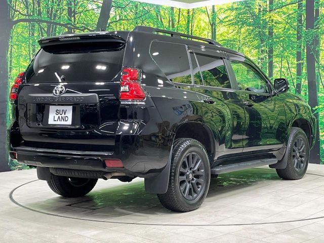 TOYOTA LANDCRUISER PRADO 2023 Image 31