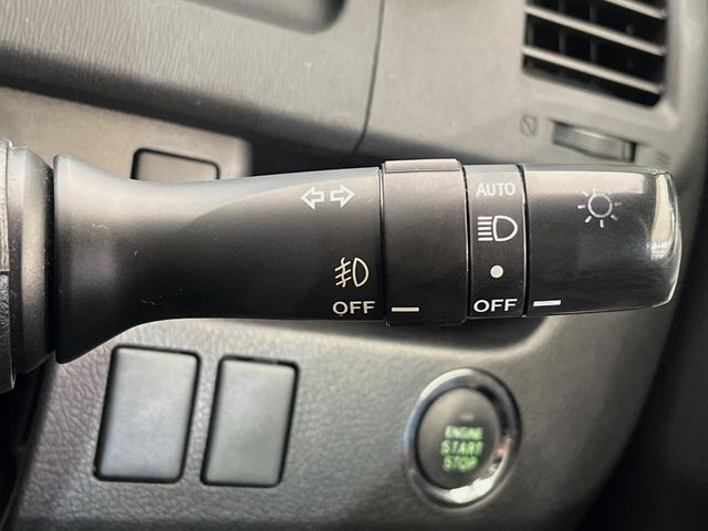 TOYOTA VOXY 4WD 2013 Image 31