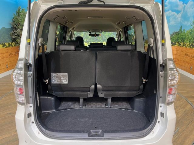 TOYOTA VOXY 4WD 2013 Image 31