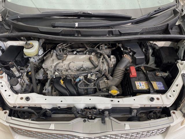 TOYOTA VOXY 4WD 2013 Image 31