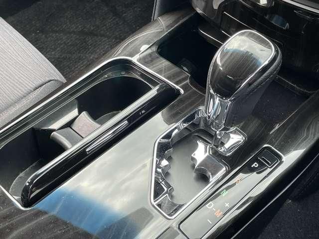 TOYOTA CROWN SEDAN 2016 Image 31