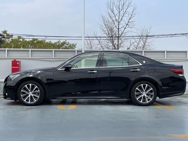 TOYOTA CROWN SEDAN 2016 Image 31