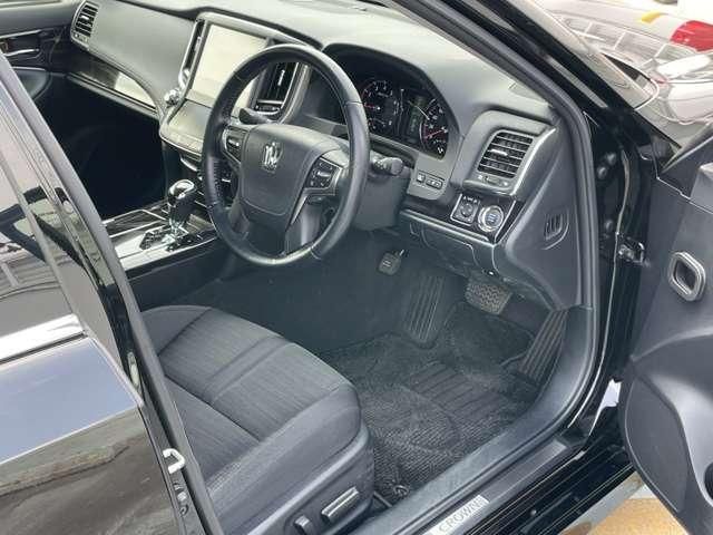 TOYOTA CROWN SEDAN 2016 Image 31
