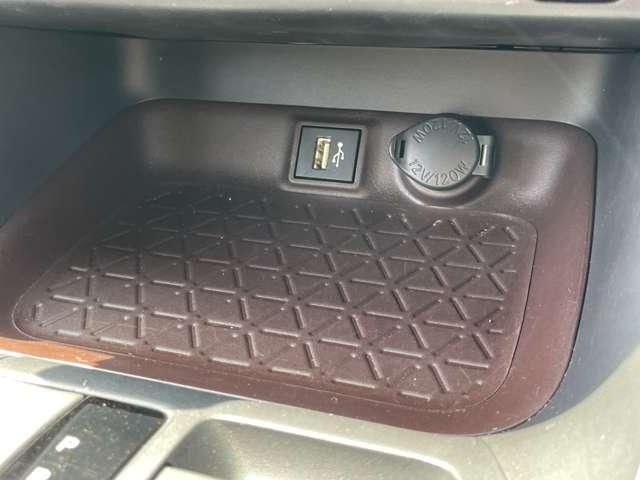 TOYOTA RAV4 4WD 2023 Image 31