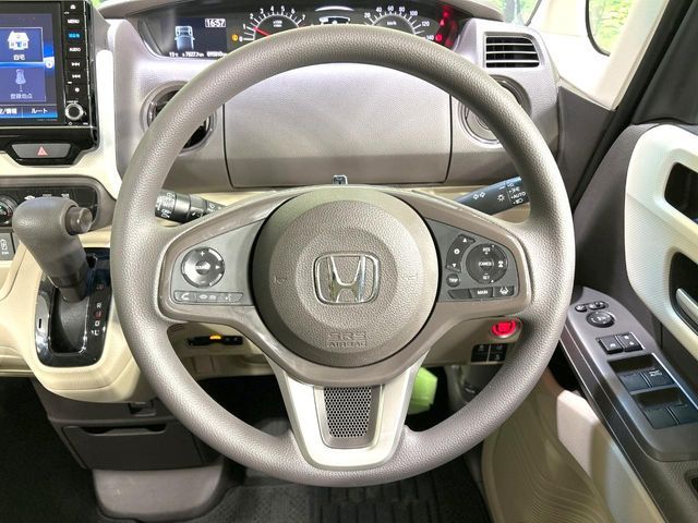 HONDA N BOX 2020 Image 31