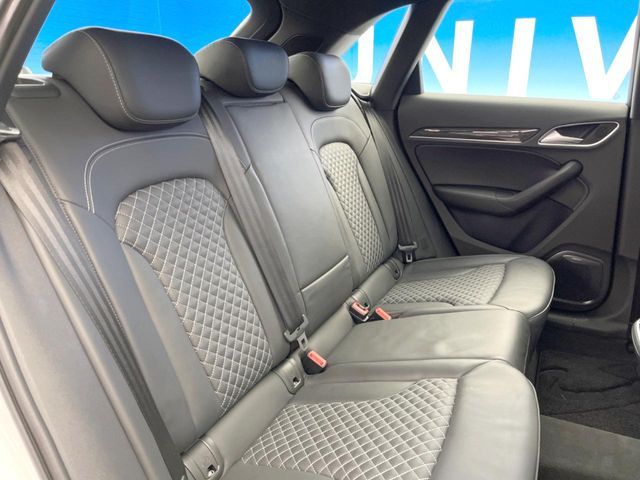 AUDI RS Q3 2016 Image 31