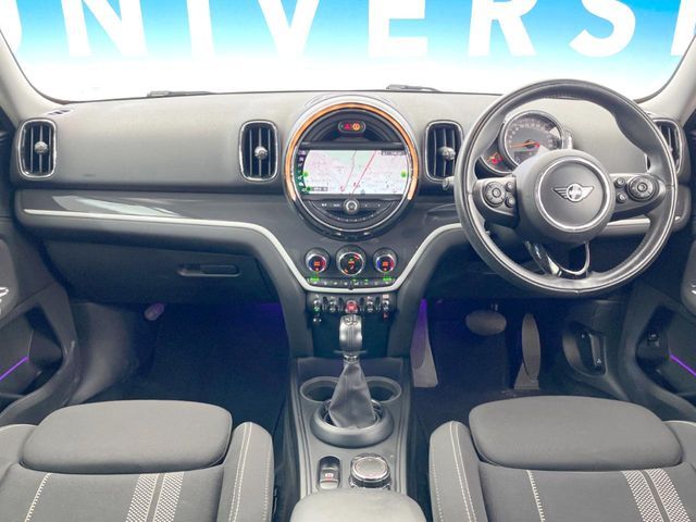 BMW MINI COOPER SD C 2019 Image 31