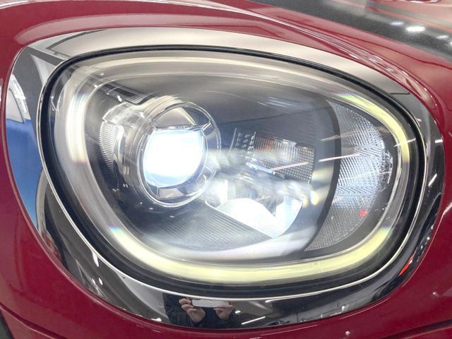 BMW MINI COOPER SD C 2019 Image 31