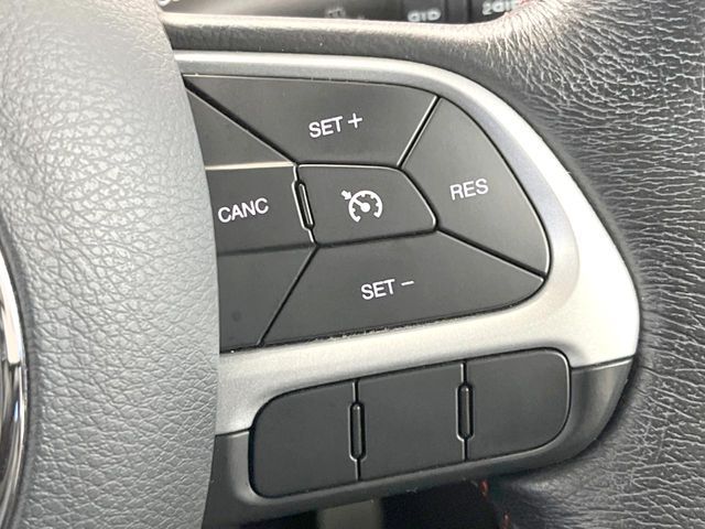 JEEP RENEGADE 4WD 2016 Image 31