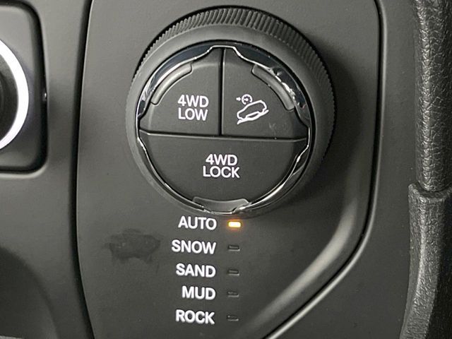 JEEP RENEGADE 4WD 2016 Image 31