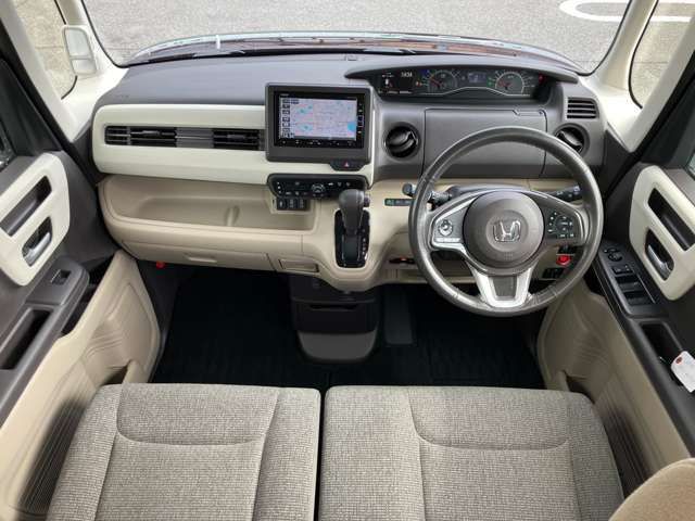 HONDA N BOX 2017 Image 31