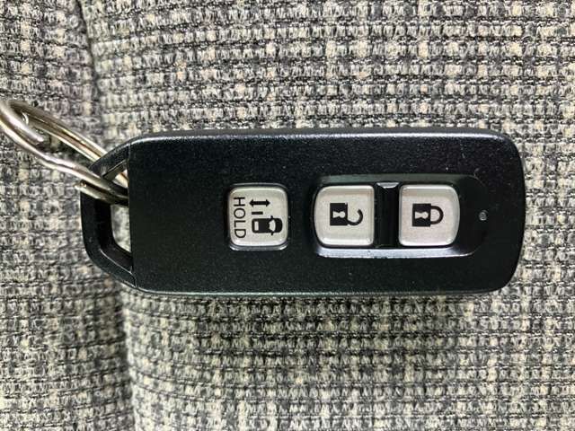 HONDA N BOX 2017 Image 31