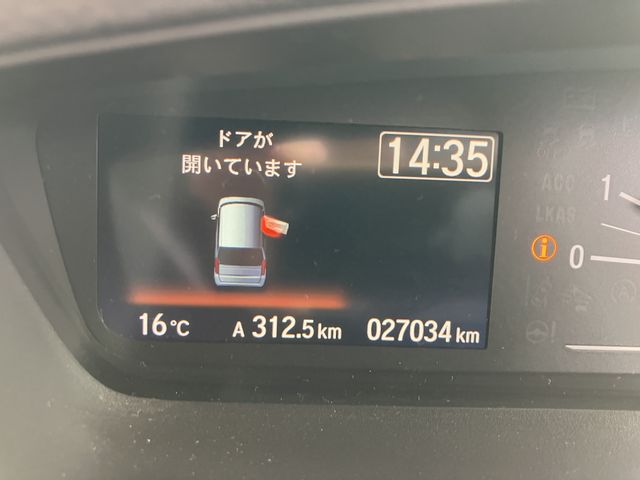 HONDA N BOX 2017 Image 31