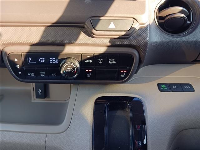 HONDA N BOX 4WD 2020 Image 31