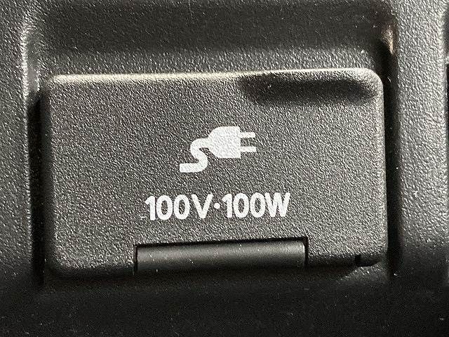 NISSAN ELGRAND 2015 Image 31