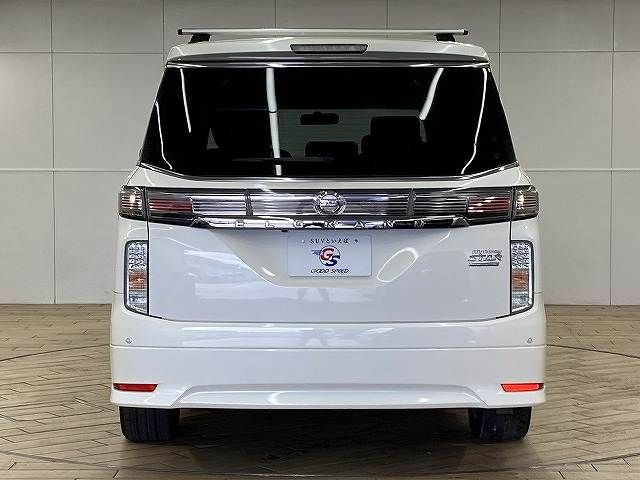NISSAN ELGRAND 2015 Image 31