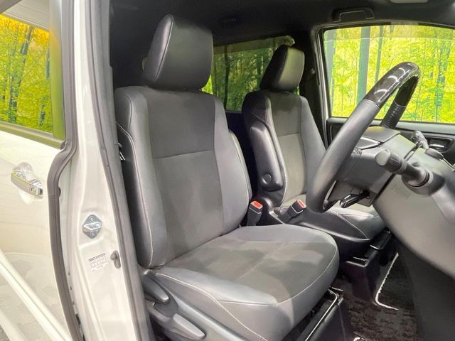 TOYOTA NOAH 2020 Image 31