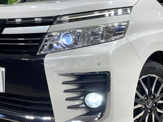 TOYOTA VOXY 2015 Image 31