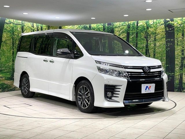 TOYOTA VOXY 2015 Image 31