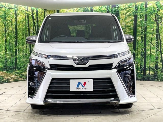 TOYOTA VOXY 2018 Image 31