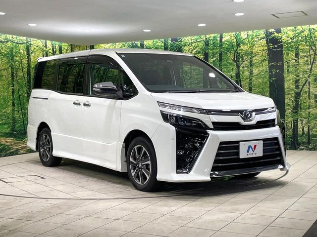 TOYOTA VOXY 2018 Image 31