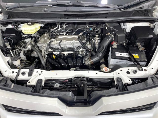 TOYOTA VOXY 2018 Image 31