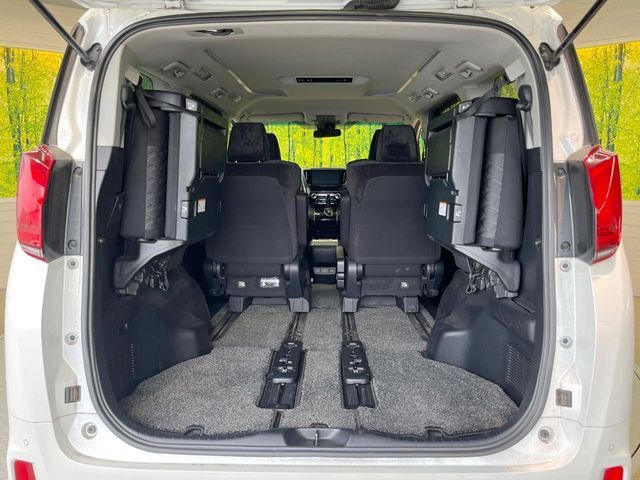 TOYOTA ALPHARD 2018 Image 31