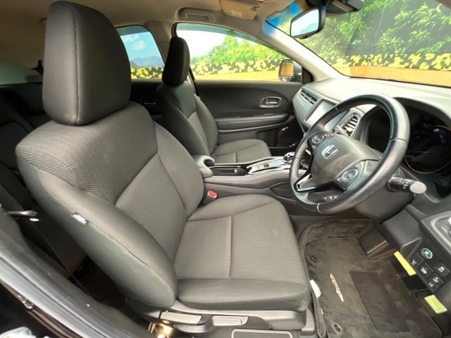 HONDA VEZEL HYBRID 2017 Image 31