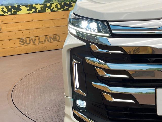 TOYOTA NOAH HYBRID 2022 Image 31