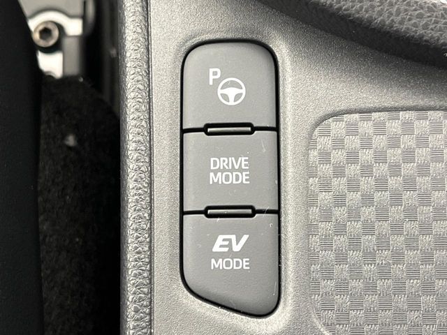 TOYOTA YARIS CROSS HYBRID 2024 Image 31