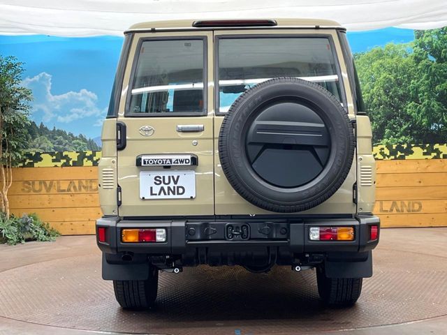 TOYOTA LANDCRUISER 70 2025 Image 31