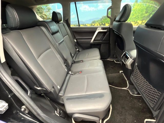 TOYOTA LANDCRUISER PRADO 2023 Image 31