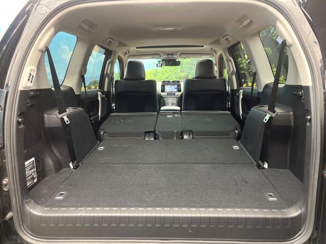 TOYOTA LANDCRUISER PRADO 2023 Image 31