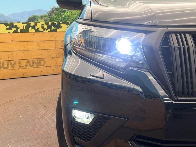 TOYOTA LANDCRUISER PRADO 2023 Image 31