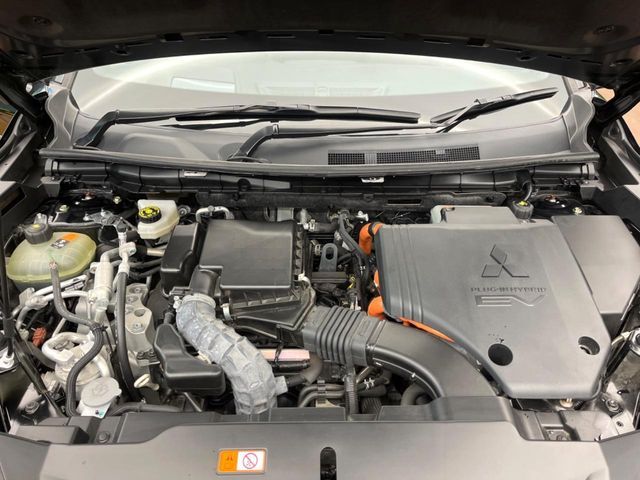 MITSUBISHI OUTLANDER PHEV 2022 Image 31