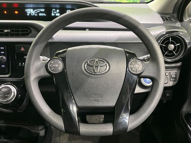 TOYOTA AQUA 2017 Image 31