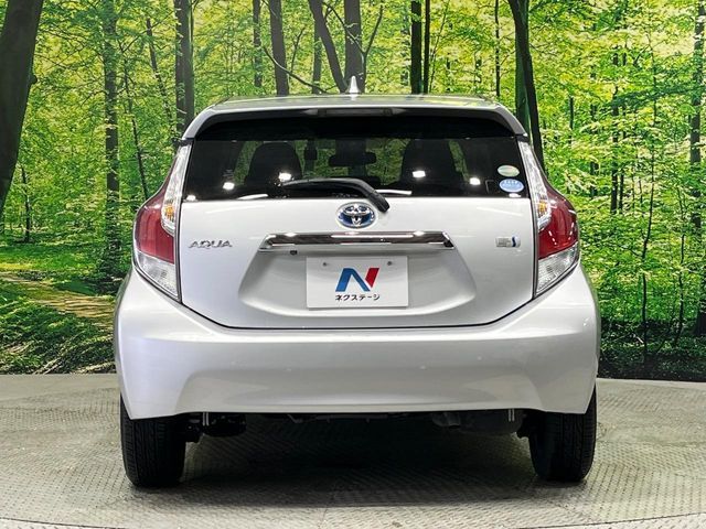 TOYOTA AQUA 2017 Image 31